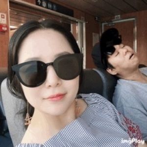 Meet your Posher, Hyeyeon